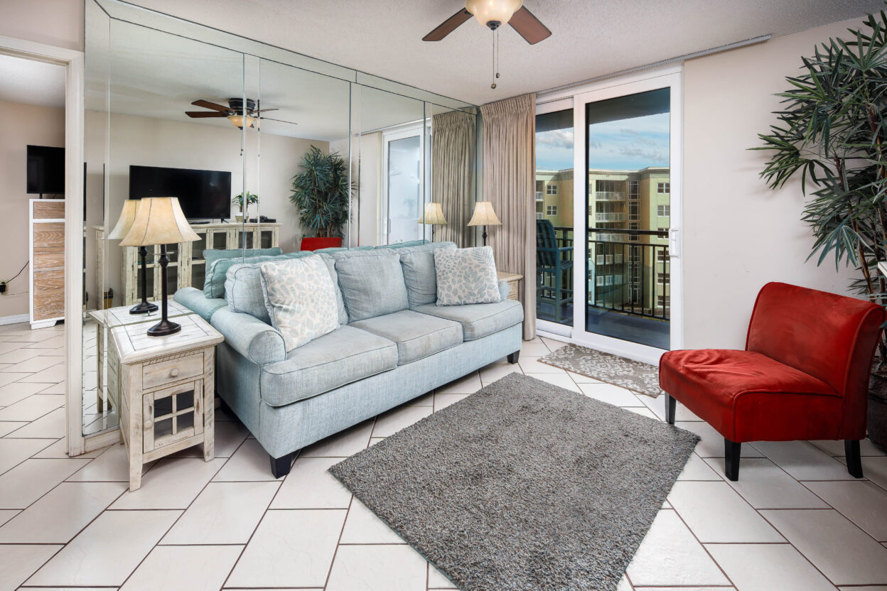 2611 Nautilus Condominiums